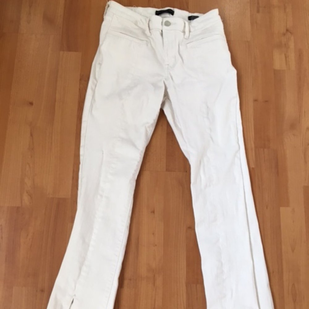 Sanctuary Anthropologie slit front white jeans size 28
